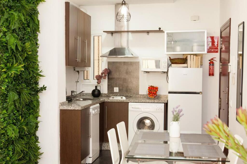 Zona 1 Santa Cruz Parking Privado Apartment Севиля Екстериор снимка