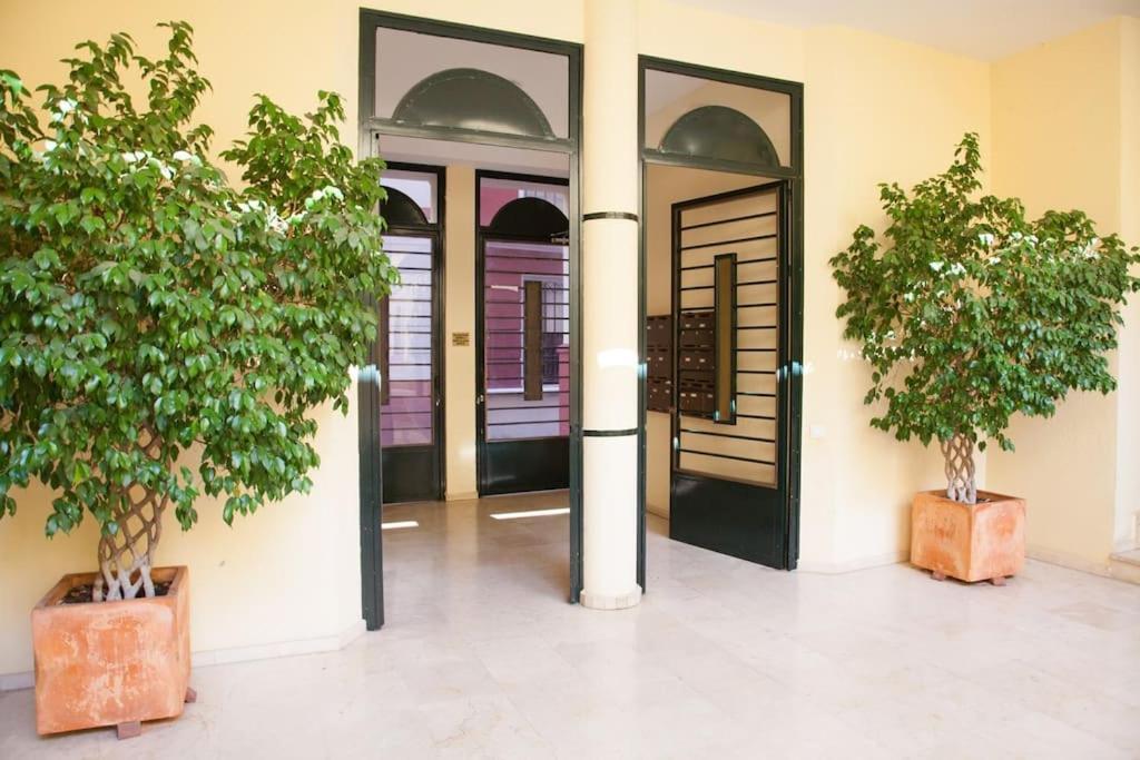 Zona 1 Santa Cruz Parking Privado Apartment Севиля Екстериор снимка