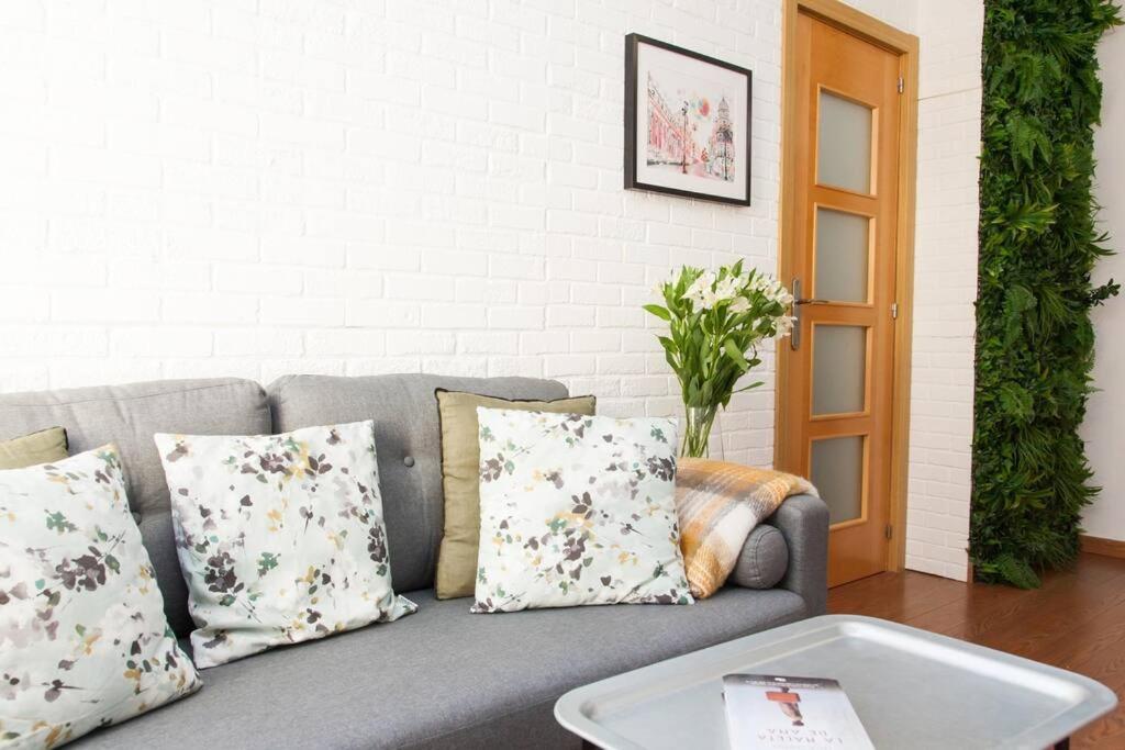 Zona 1 Santa Cruz Parking Privado Apartment Севиля Екстериор снимка