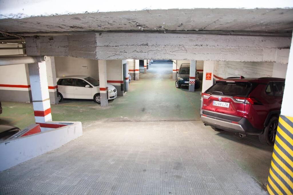 Zona 1 Santa Cruz Parking Privado Apartment Севиля Екстериор снимка