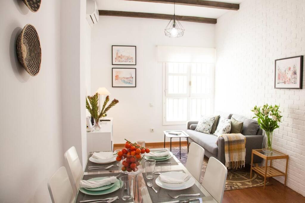 Zona 1 Santa Cruz Parking Privado Apartment Севиля Екстериор снимка
