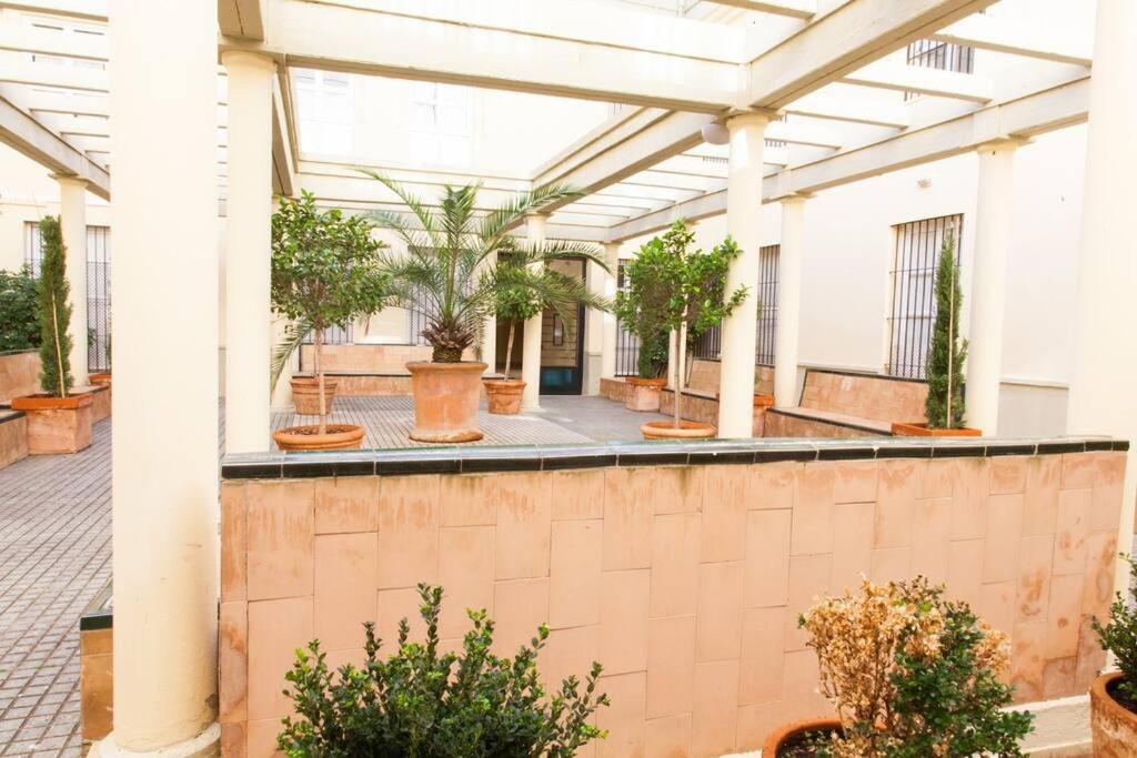 Zona 1 Santa Cruz Parking Privado Apartment Севиля Екстериор снимка